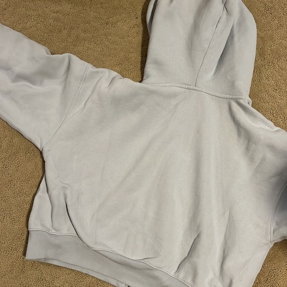 TNA boyfriebd hoodie from Aritzia.  Baby blue perfect condition. - Picture 6 of 6
